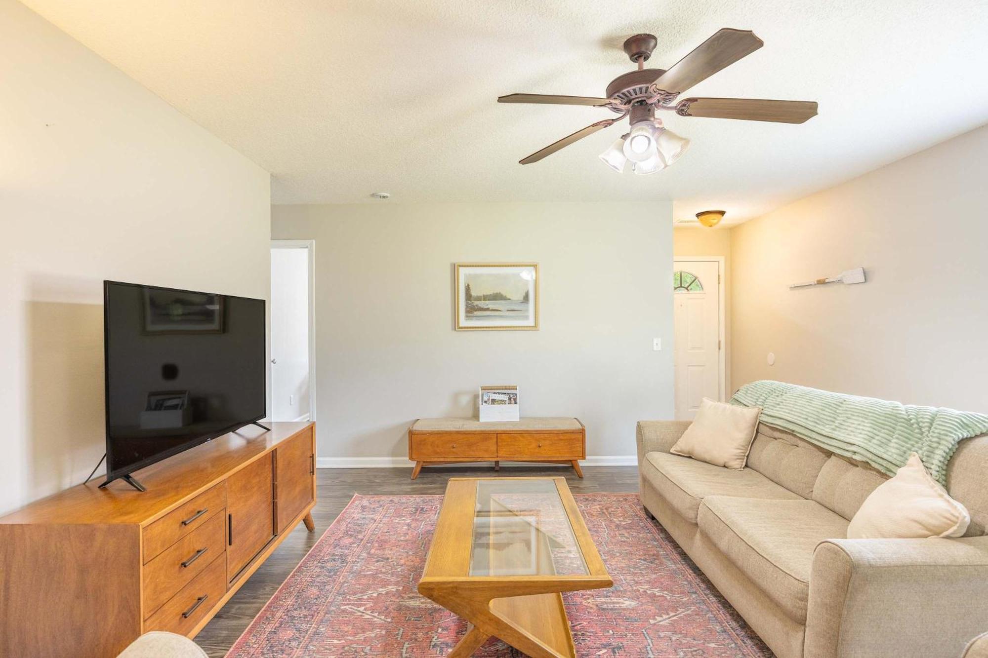 Cozy And Contemporary Villa 1 Mile From Gsu Statesboro Bagian luar foto
